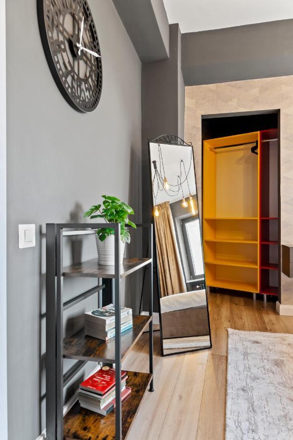 Contemporan By Art City Bucureşti Ngoại thất bức ảnh