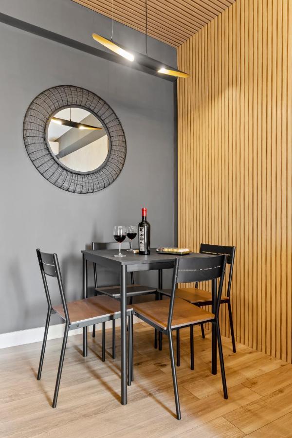 Contemporan By Art City Bucureşti Ngoại thất bức ảnh